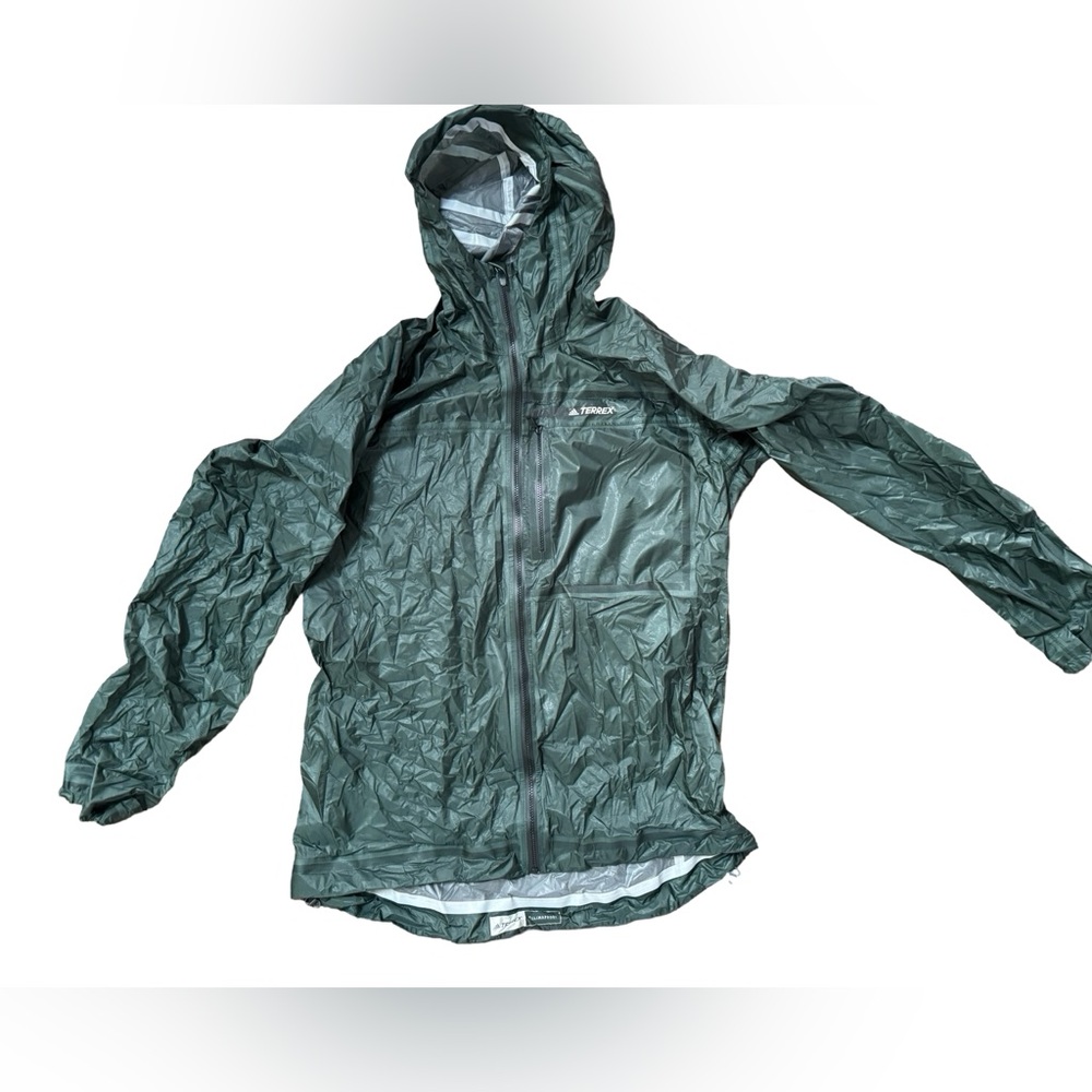 Adidas Terrex Light weight packable rain jacket size large running  training